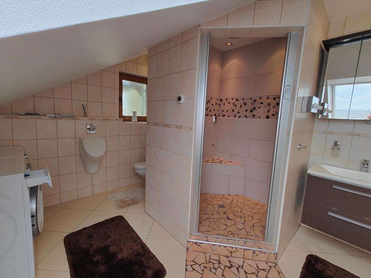 Komfort Ferienwohnung Biene Саарбрюкен Екстериор снимка